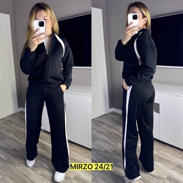 Женские костюмы