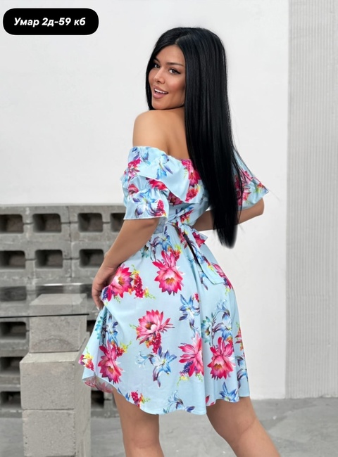 Стильные женские платья