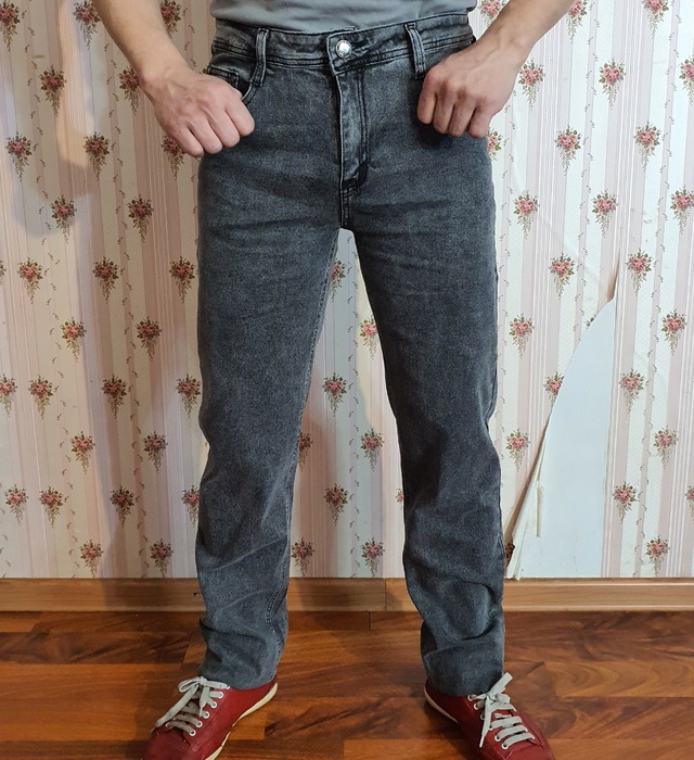 Мужские джинсы