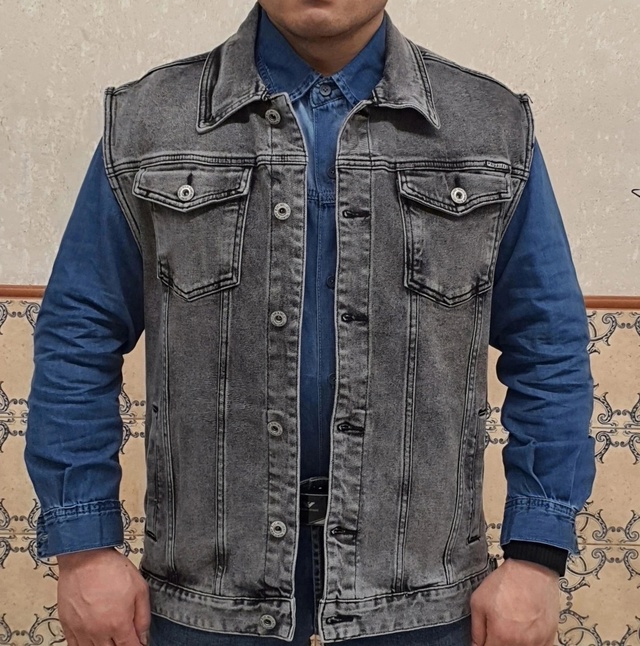 Мужские жилетки
