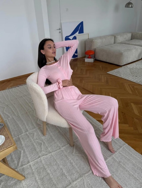 Прекрасные женские пижамы