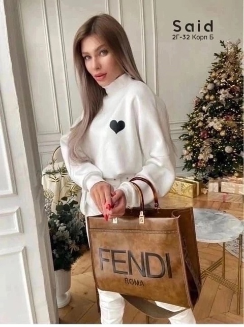 Женские костюмы