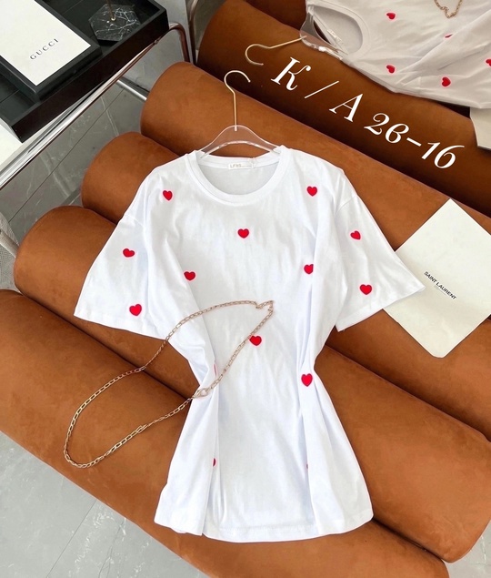 Женские футболки