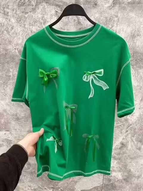 Женские футболки