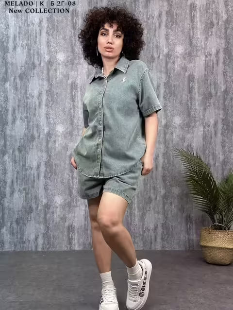Женские костюмы