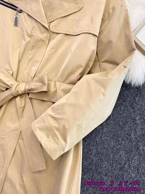 Ультрамодные женские плащи