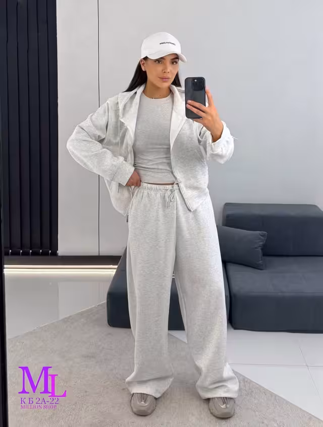 Женские костюмы