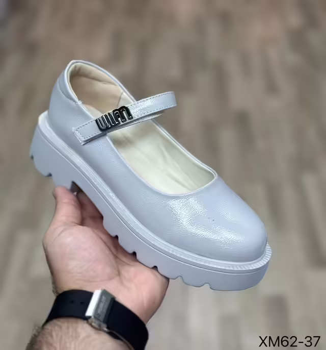 Женские лоферы