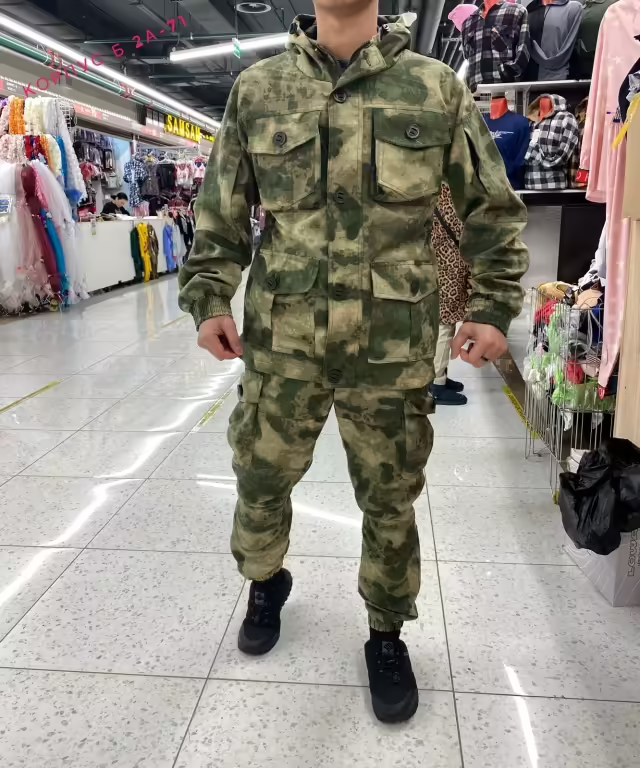 Мужские костюмы