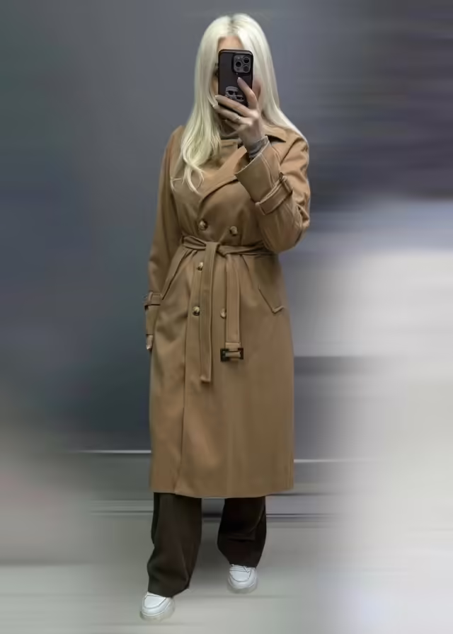 Стильные женские пальто больших размеров