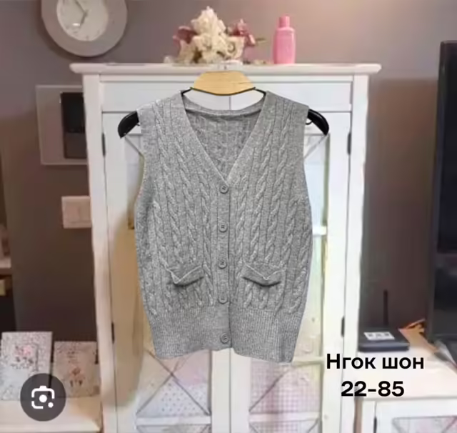Женские жилетки