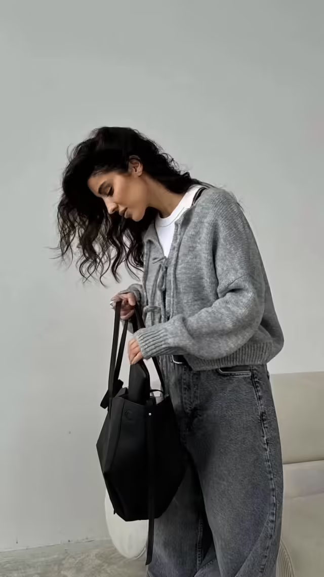 Женские кардиганы в двух расцветках