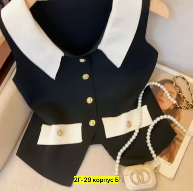 Женские жилетки