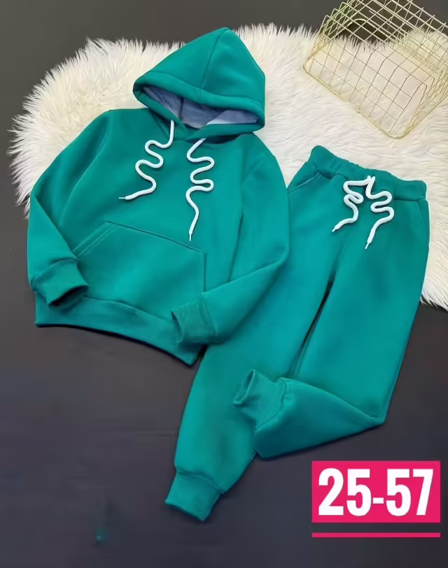 Детские костюмы