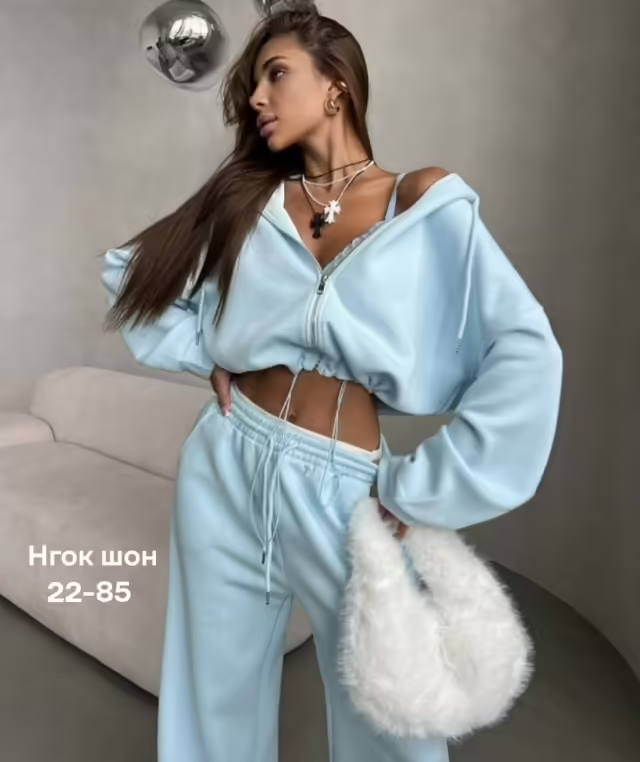 Женские костюмы