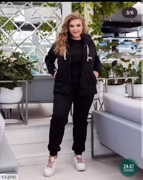 Женские костюмы тройки