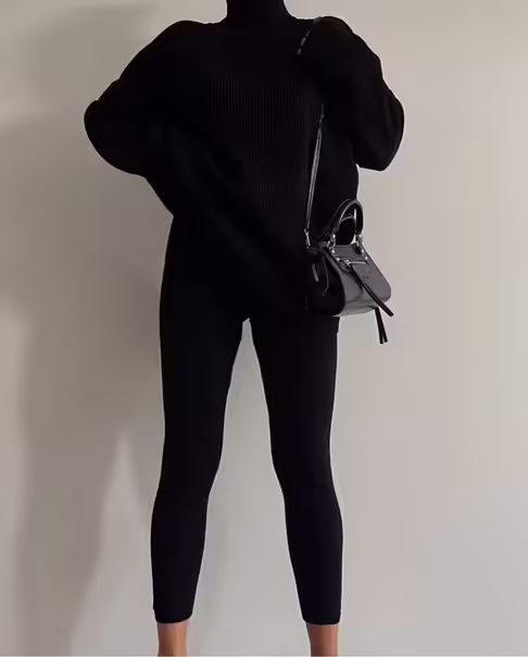 Женские костюмы