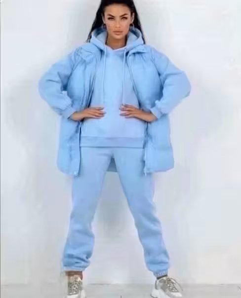 Женские костюмы тройки