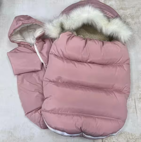 Детские комбинезоны