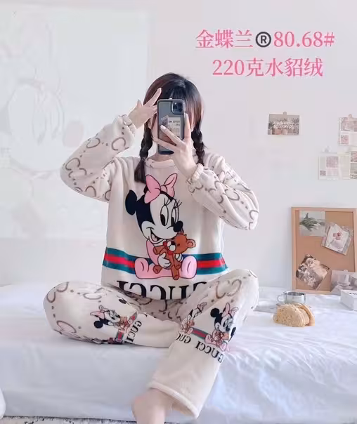 Женские пижамы