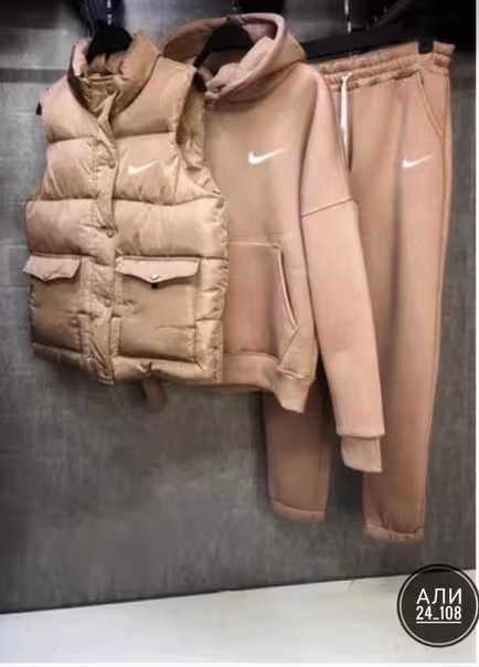 Тёплые женские костюмы