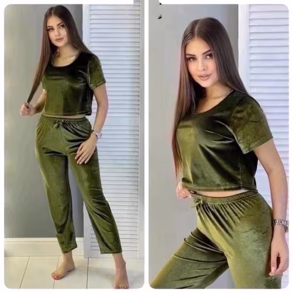 Бархатные женские пижамы