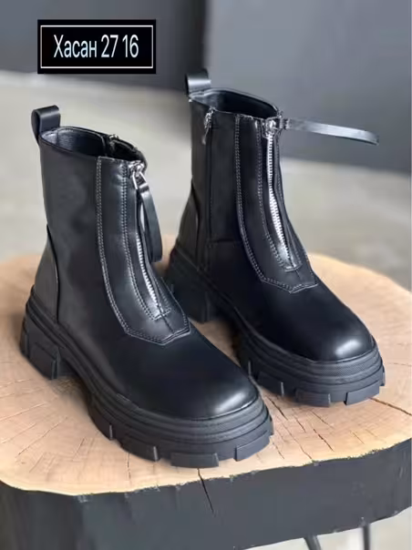 Женские ботинки
