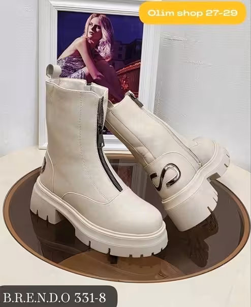 Женские ботинки