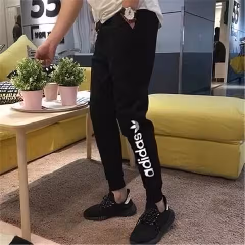 Спортивные детские штаны