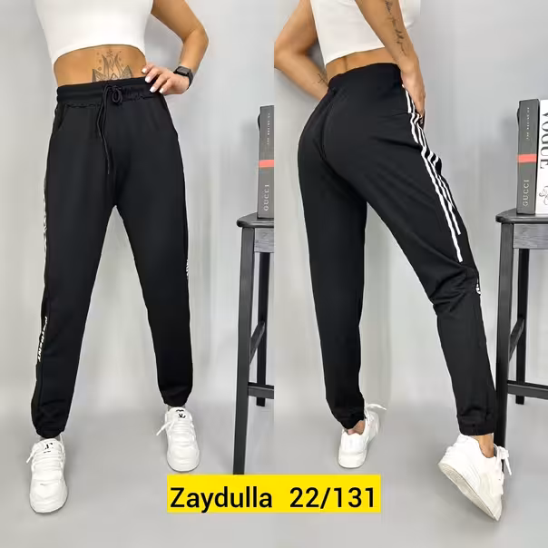 Спортивные женские штаны