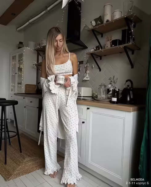 Женские костюмы