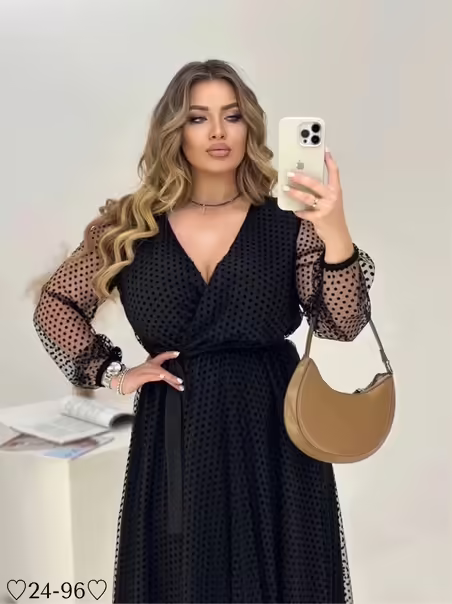 Стильные женские платья