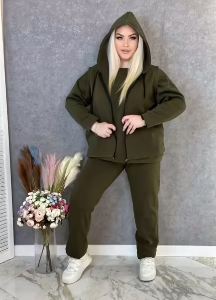 Женские костюмы