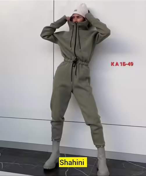 Зимние женские комбинезоны