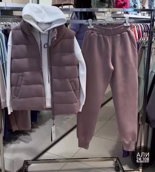 Отличные женские костюмы тройки