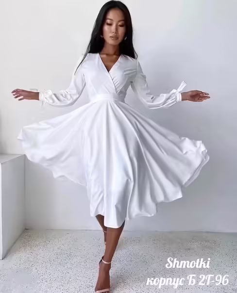 Красивые стильные женские платья