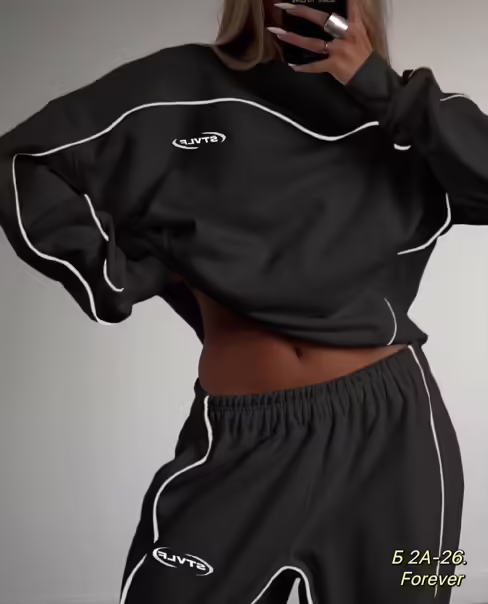 Спортивные женские костюмы в трёх расцветках