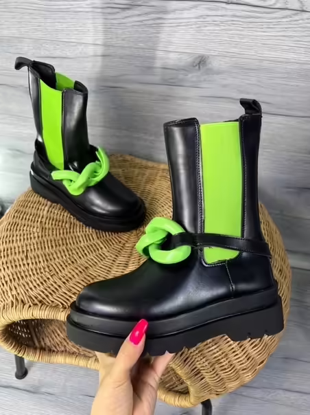 Зимние женские ботинки