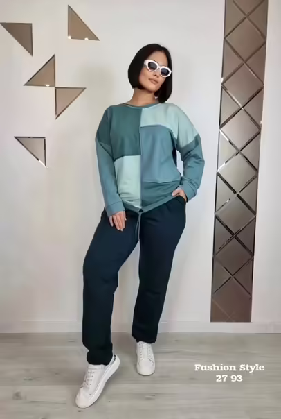 Женские костюмы
