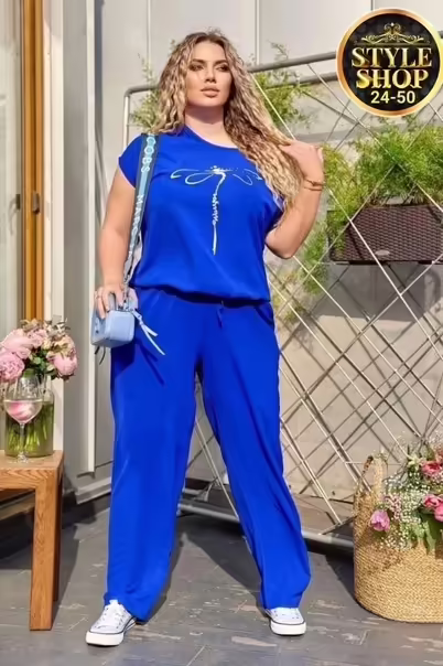 Женские костюмы