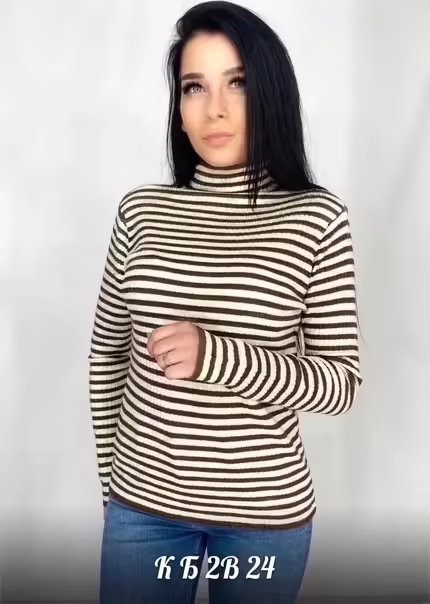 Нежные мягкие женские водолазки