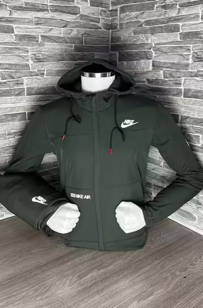 Спортивные мужские костюмы nike