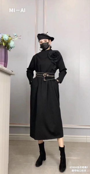 Женские платья